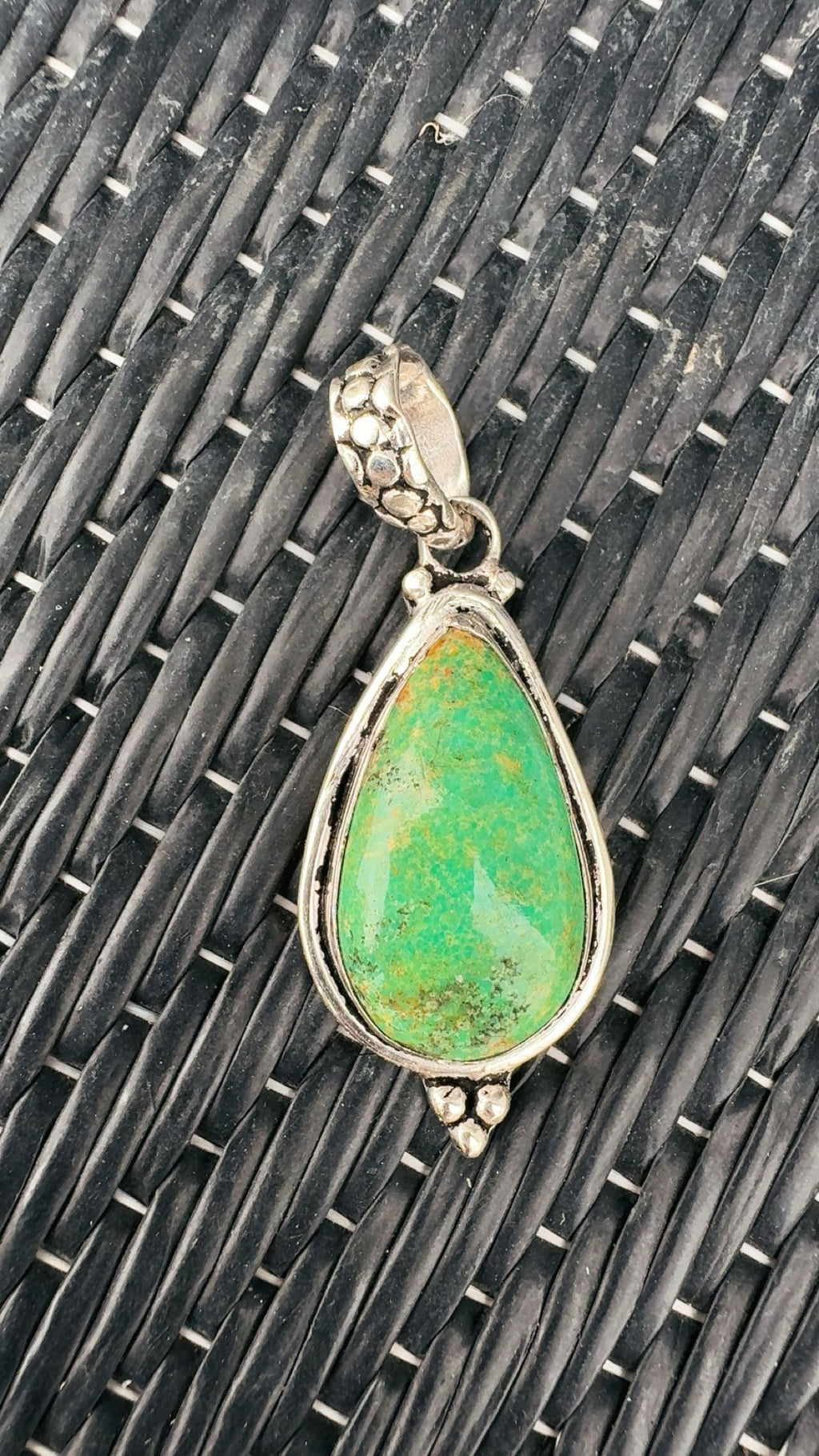 Green Sonoran N Pearls Drop: Sterling Silver 925 solid & plated pieces