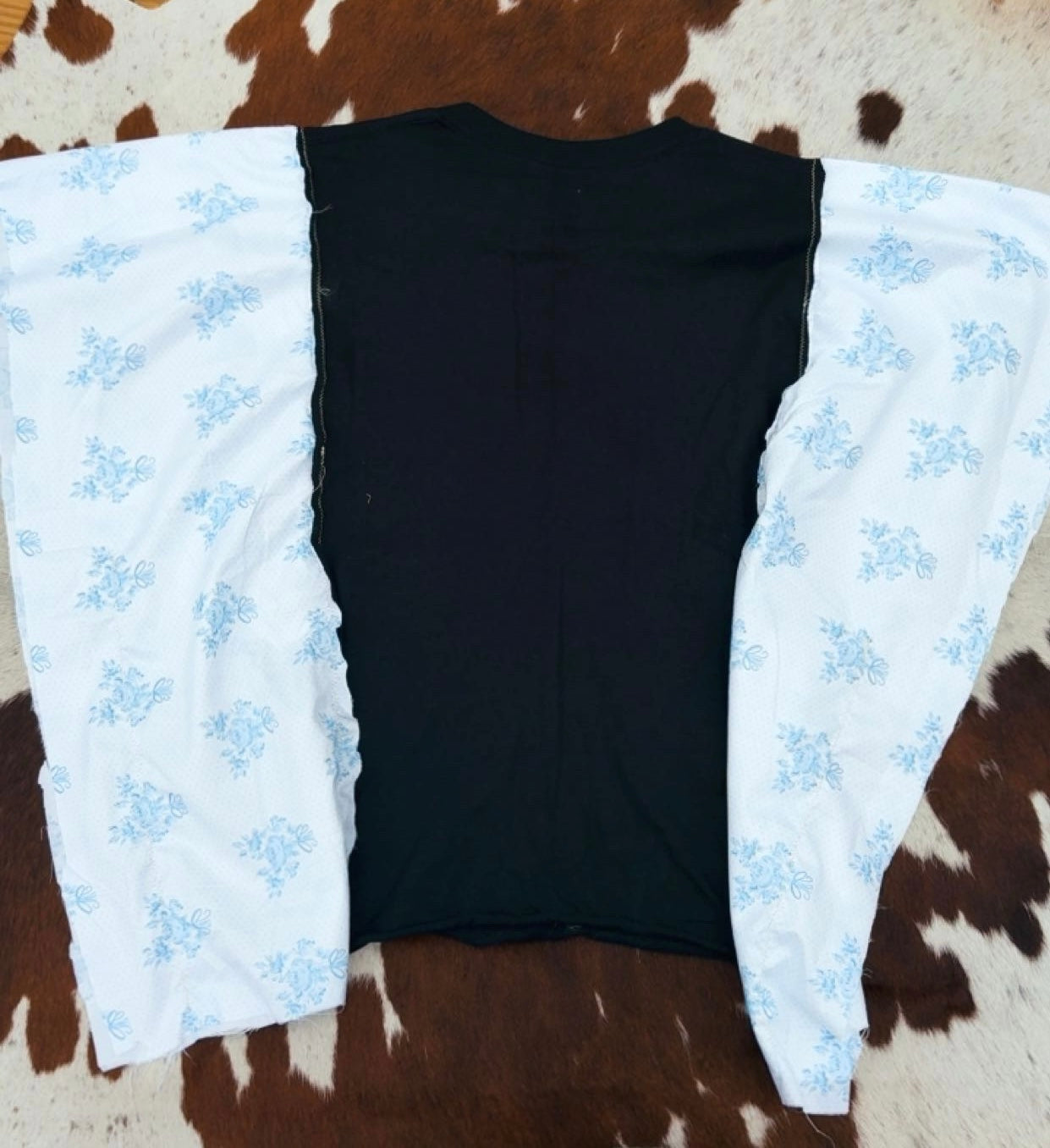 NEW! CUSTOM REWORK: Black & Floral Boho Sleeve Bronco Hand Sewn Graphic Tee Size XL (fits M-XL)