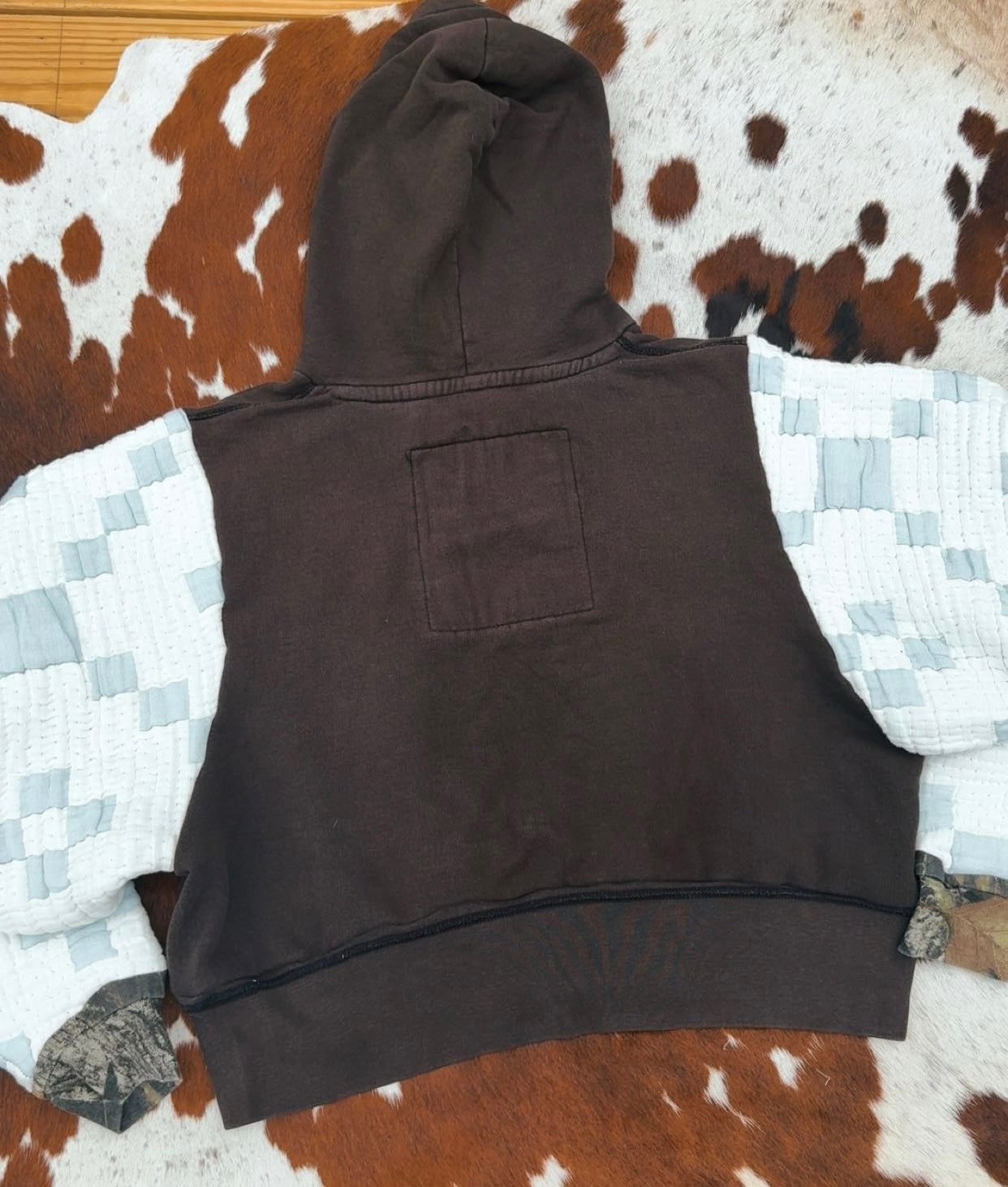NEW! CUSTOM REWORK: Black Quilt & Camo Sleeve Hand Sewn Arabian Vintage Horse Sweatshirt Size XL cropped (fits M/L)