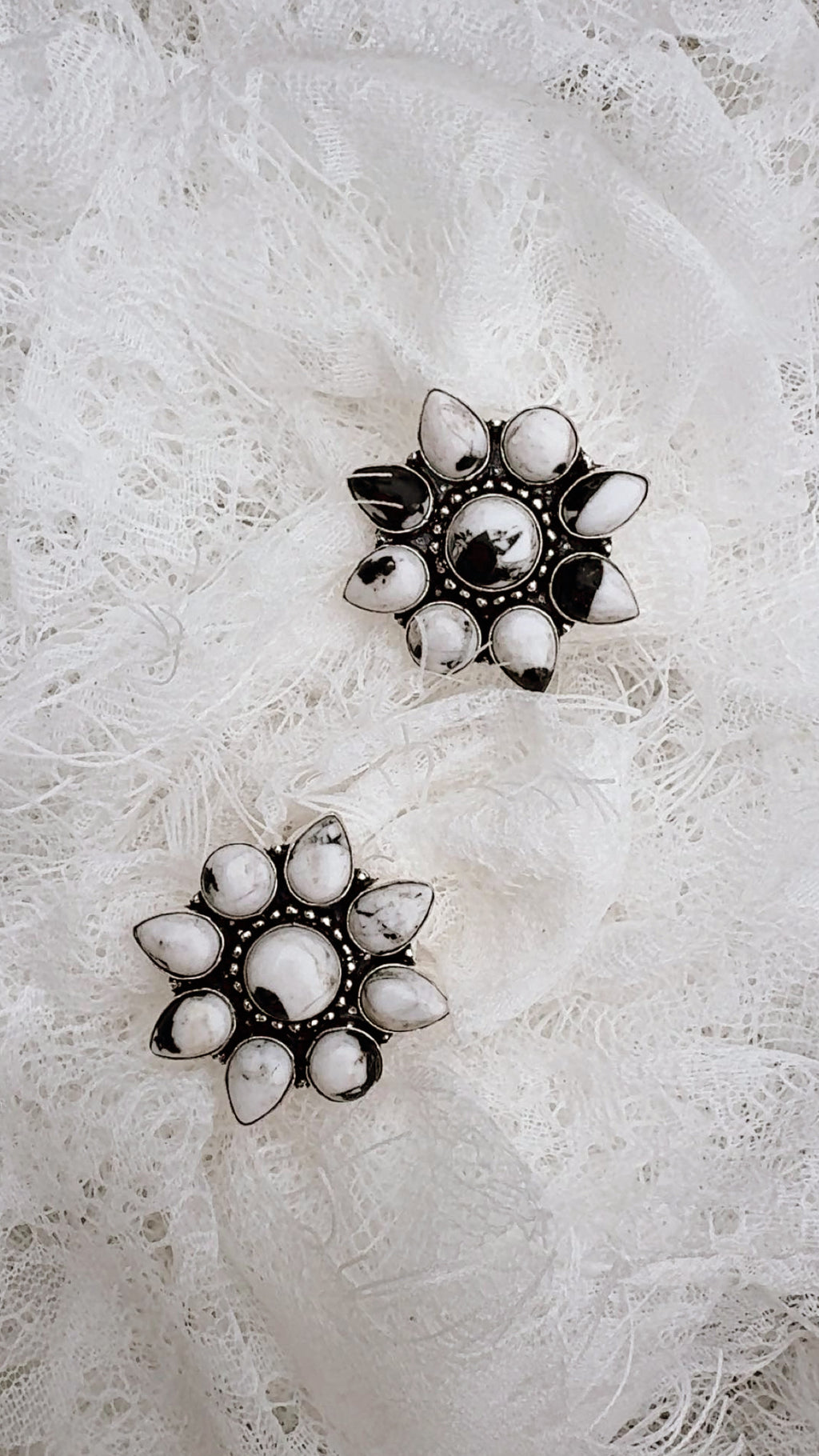 White Buffalo Flower Cluster Rings: Sterling Plated 925 (1 3/8”)
