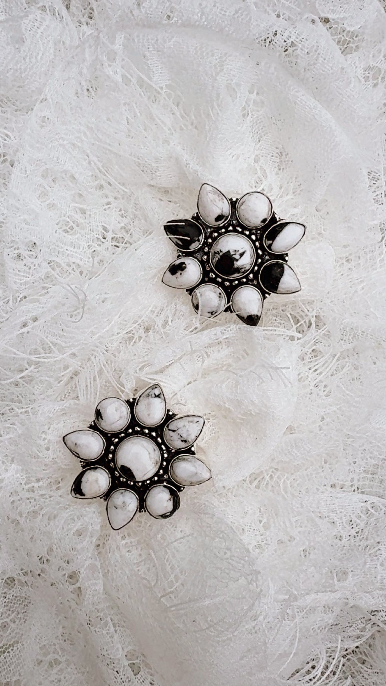 White Buffalo Flower Cluster Rings: Sterling Plated 925 (1 3/8”)