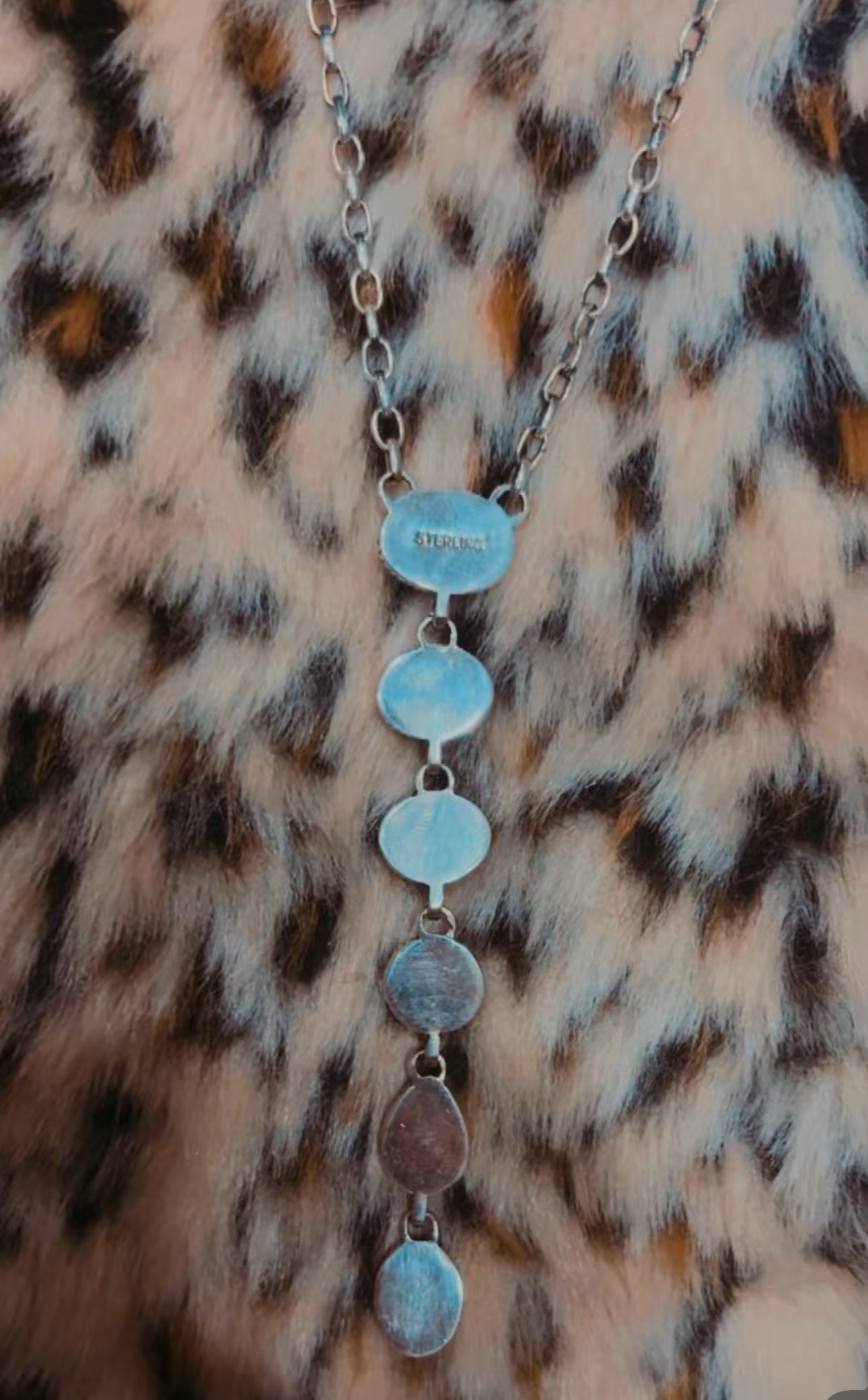 MULTI STONE DROP LARIAT: 6 Stone Sterling                    (Kingman, Orange Spiny, Pink Conch) 18” Adjustable Chain (3.5” drop & 0.4/5 inch stones)